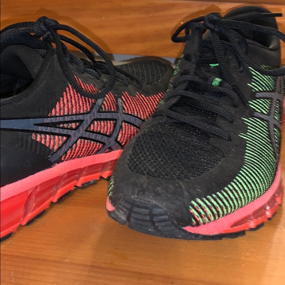 ASICS 360’s 10.5